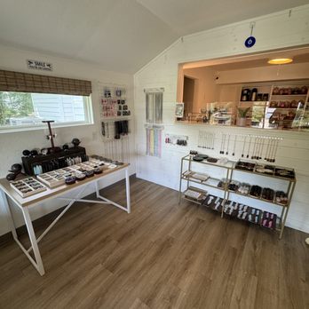 Yarrow & Sage - South - Accessories Near Me - Austin, Texas Yarrow & Sage - South - Accessories Near Me - Austin, Texas