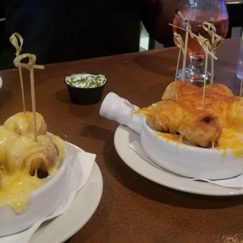 Tortoise & Hare - Dumpling appetizers- spinach artichoke and jalapeno - Bars Near Me - Bronx, New York