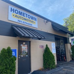 Exterior outside entrance of Hometown Automotive Services - HOMETOWN AUTOMOTIVE - Stoneham, Massachusetts Exterior outside entrance of Hometown Automotive Services - HOMETOWN AUTOMOTIVE - Stoneham, Massachusetts