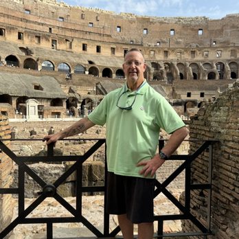 Colosseum - Beautiful - Landmarks & Historical Buildings Near Me - Rome, RM