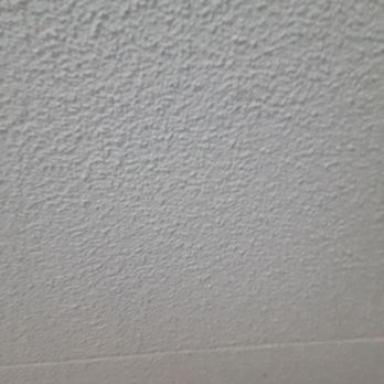 Holiday Inn Express Flagstaff - Popcorn ceiling - Hotels Near Me - Flagstaff, Arizona