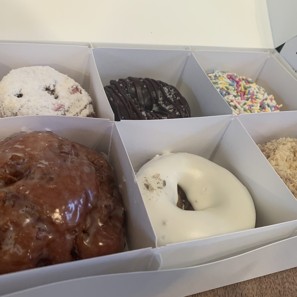 Beacon Doughnuts - Donuts half dozen - Donuts Near Me - Chicago, Illinois