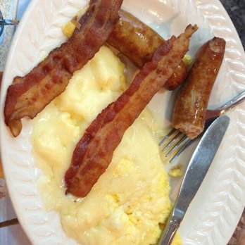 Colonnade Diner - Diners Near Me - Staten Island, New York
