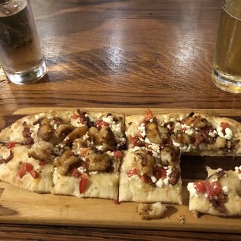 Cork and Table - Chicken on flat bread - Wine Bars Near Me - Fredericksburg, Virginia