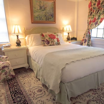 Samuel Durfee House - Hotels Near Me - Newport, Rhode Island Samuel Durfee House - Hotels Near Me - Newport, Rhode Island