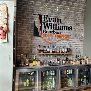 Evan Williams Bourbon Experience - Top floor bar - Tours Near Me - Louisville, Kentucky