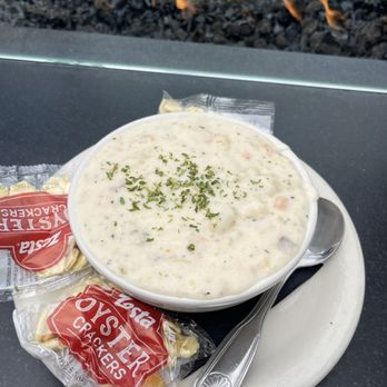 Finn's Fish House - Seafood Near Me - Seaside, Oregon