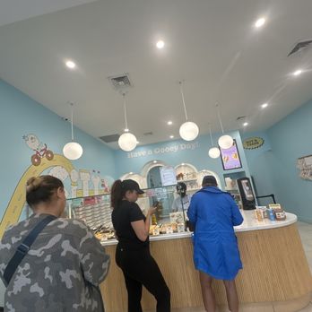 Chip City - Desserts Near Me - Bayside, New York