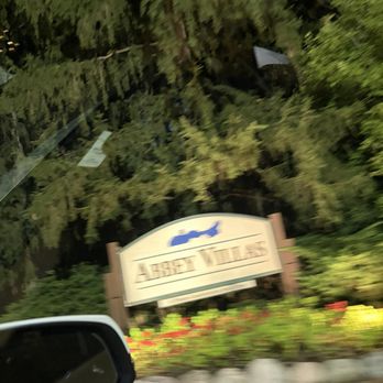 The Abbey Resort - The villas area. Here was the only thing lit up - Venues & Event Spaces Near Me - Fontana, Wisconsin