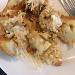 Botequim Informal - Minha coxinha: muita massa e quase nada de queijo :/