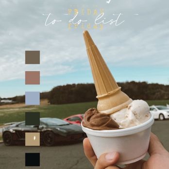 Maple View Farm Country Store - Ice Cream & Frozen Yogurt Near Me - Hillsborough, North Carolina