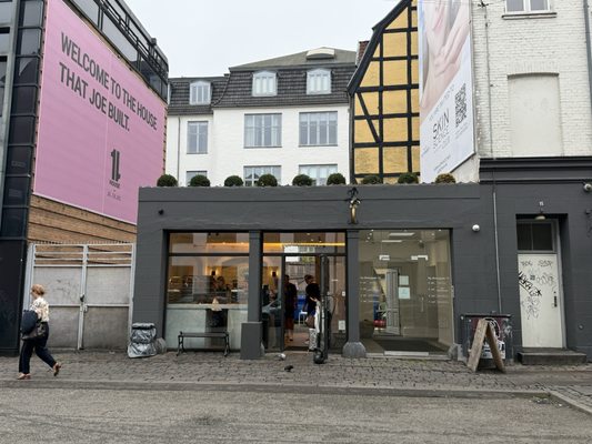 Andersen & Maillard by null Andersen & Maillard by null