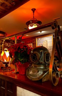 Saloon Restaurant by null