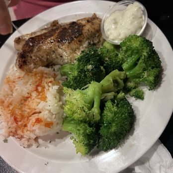 Red Grouper Tavern - Grouper with island rice & broccoli - Seafood Near Me - Venice, Florida