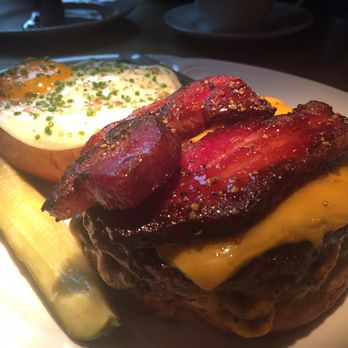 Au Cheval - Cheeseburger with bacon and egg - Bars Near Me - Chicago, Illinois Au Cheval - Cheeseburger with bacon and egg - Bars Near Me - Chicago, Illinois