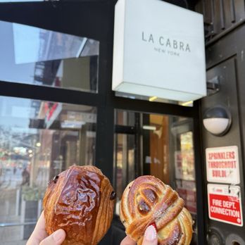La Cabra - Pain Au Chocolat | Cardamom Bun - Coffee & Tea Near Me - New York, New York La Cabra - Pain Au Chocolat | Cardamom Bun - Coffee & Tea Near Me - New York, New York