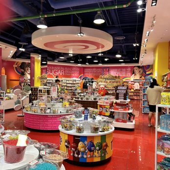 IT'SUGAR - the inside of a candy store - Candy Stores Near Me - Las Vegas, Nevada