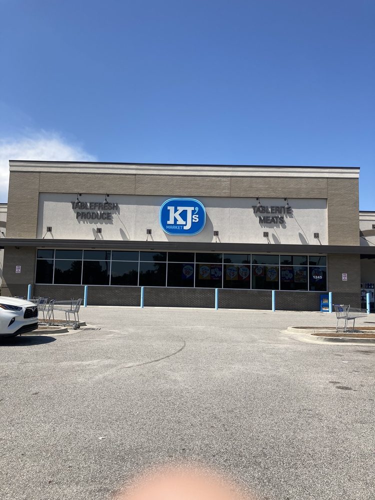 KJ’s Market - IGA Logo