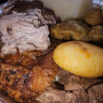 Aileen’s Latin Kitchen - a plate of food - Food Delivery Services Near Me