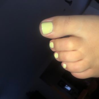 Bella Dolche Nails & Spa - Classic pedicure - Hair Removal Near Me - Bothell, Washington Bella Dolche Nails & Spa - Classic pedicure - Hair Removal Near Me - Bothell, Washington