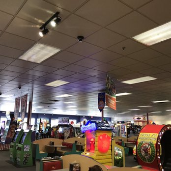 Chuck E. Cheese - Amusements - Pizza Near Me - Cupertino, California