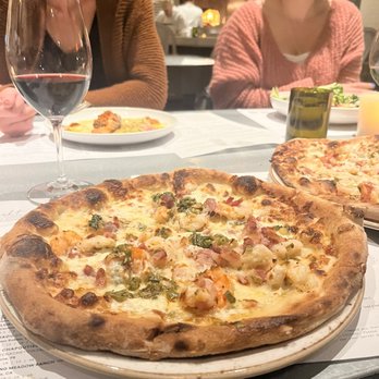 Sixty Vines - Bacon and shrimp pizza - Wine Bars Near Me - Winter Park, Florida Sixty Vines - Bacon and shrimp pizza - Wine Bars Near Me - Winter Park, Florida