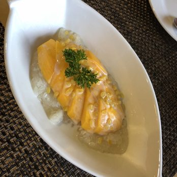 D Thai Bistro - Mango sticky rice for dessert - Thai Near Me - Mesquite, Nevada D Thai Bistro - Mango sticky rice for dessert - Thai Near Me - Mesquite, Nevada