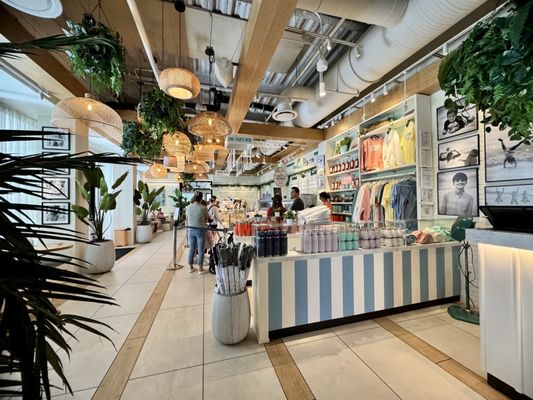 The Cookie Bar at Summer House on the Lake by null