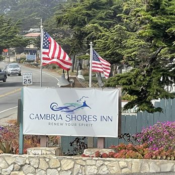 Cambria Shores Inn - Hotels Near Me - Cambria, California