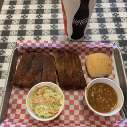 Mom and Dad’s Bar-B-Que and Catering