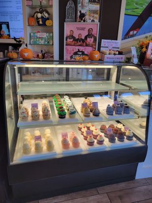 Gigi's Cupcakes Bee Cave by null