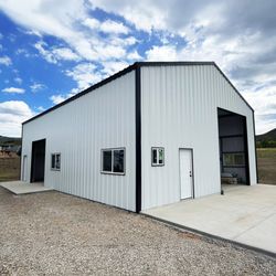 Whitestar Metal Buildings - A striking 40x60 metal building shop built near Grand Junction, Colorado.