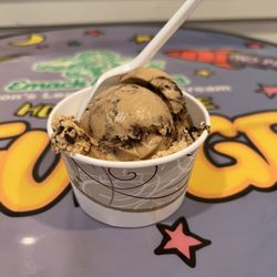 Emack & Bolio's Ice Cream and Yogurt - Beantown Buzz! My fav!