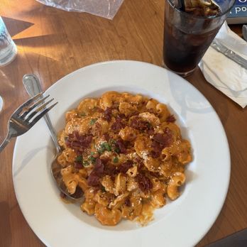 Sorella - Pasta alla vodka with crispy prosciutto - Pizza Near Me - Newport, Oregon