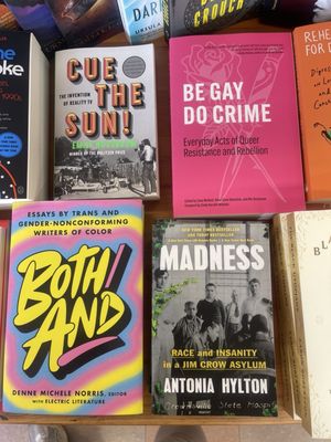 Pegasus Books by null