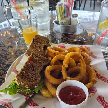 Heroes Restaurant and Brewhouse - American Near Me - Ontario, California Heroes Restaurant and Brewhouse - American Near Me - Ontario, California