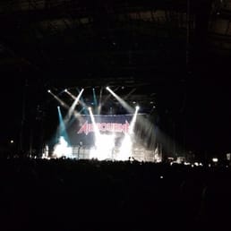 Airbourne on stage Airbourne on stage