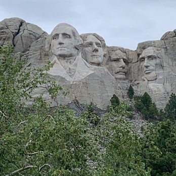 Mount Rushmore National Memorial - Landmarks & Historical Buildings Near Me - Keystone, South Dakota Mount Rushmore National Memorial - Landmarks & Historical Buildings Near Me - Keystone, South Dakota