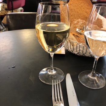 Riche - Giant steps Chardonnay - Brasseries Near Me - Stockholm, Alberta Riche - Giant steps Chardonnay - Brasseries Near Me - Stockholm, Alberta
