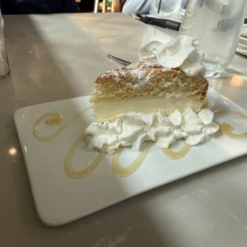 929 Kitchen & Bar - Dessert - Yuzu Citrus Cake - Korean Near Me - Columbia, South Carolina 929 Kitchen & Bar - Dessert - Yuzu Citrus Cake - Korean Near Me - Columbia, South Carolina