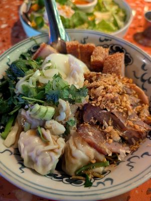 Gao Lhao Bangkok Noodle Shop by null
