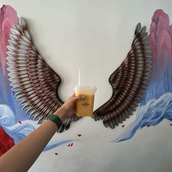 Azuki Tea - Strawberry Mango Smoothie - Bubble Tea Near Me - Thousand Oaks, California