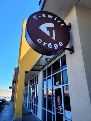 T-Swirl Crepe by null