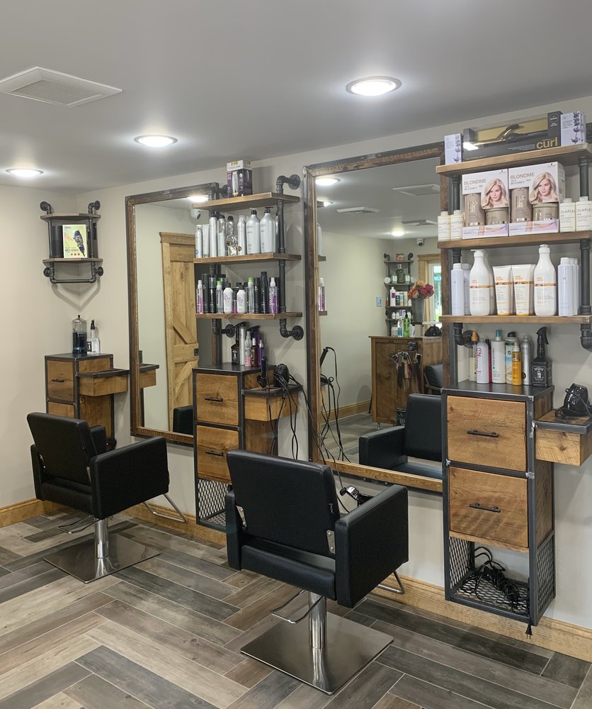 TOUCH OF TORI Updated July 2024 28 Photos 404 Lake Osiris Rd