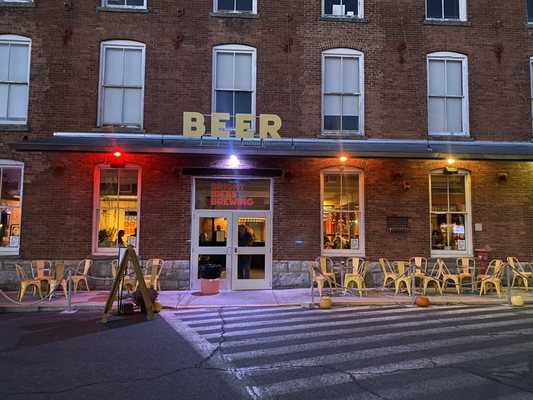Bright Ideas Brewing by null