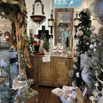 The Shoppe at Menloville - Gifts and decor galore - Home Decor Near Me - Menlo Park, California
