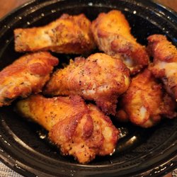 Chicago's Pizza With A Twist - Lemon pepper wings