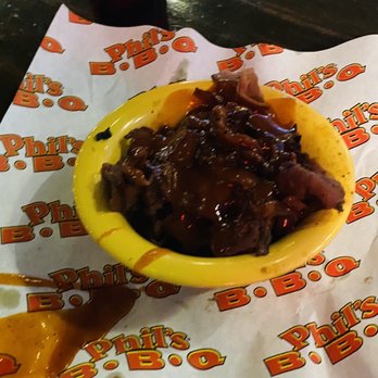 Phil's BBQ - Sliced Tri-tip - Barbeque Near Me - San Diego, California