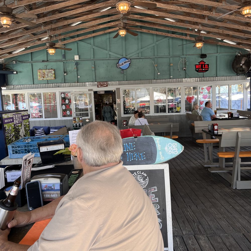 Swampy's Bar & Grille - Inside seating. - American Near Me - Dunnellon, Florida
