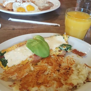 Cafe De Olla - American Near Me - Burbank, California Cafe De Olla - American Near Me - Burbank, California